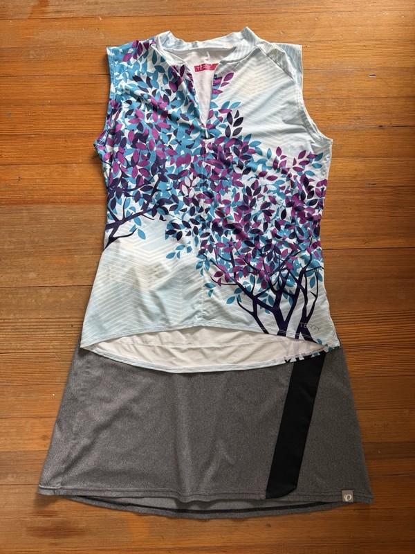 Cycling Outfit Size L FREE SHIPPING 