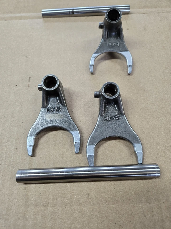 Horquilla de cambio aprilia shiver 750, eje, 849360, 849468, 974064 Foto 2 de 4