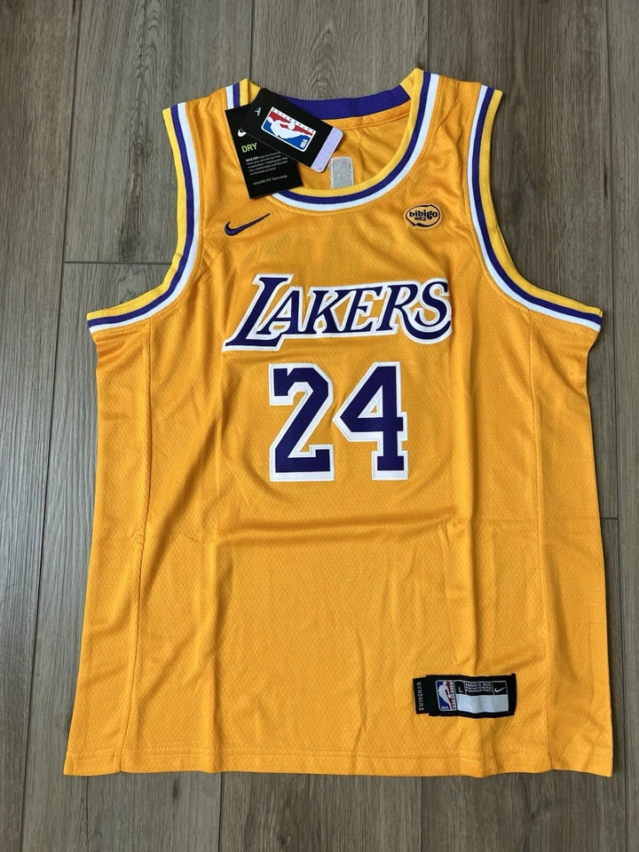 Jersey Kobe Bryant #24. LA Lakers amarillos grandes juveniles Foto 3 de 4