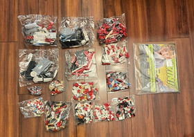 LEGO Creator: Volkswagen T1 Camper Van 10220 Ages 16+ 1334pcs [Open Box]