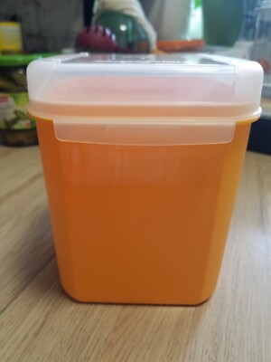 Tupperware Junior- Bellevue Behälter 1,2 Liter Orange Vorratshaltung