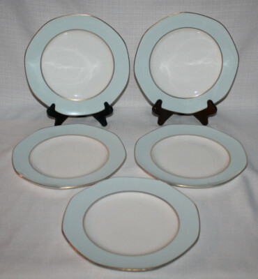 1984 ROYAL WORCESTER ''ORIGAMI'' SALAD PLATES SET OF 5 WHITE & BLUE