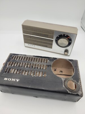 VINTAGE 60s SONY TR-1817 6 TRANSISTOR RADIO W/CASE JAPAN