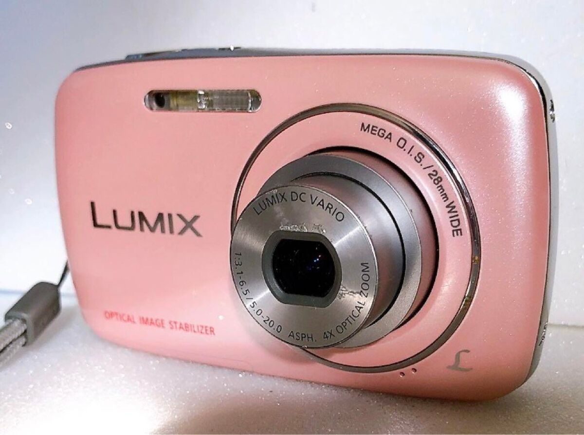 Panasonic LUMIX DMC-S1 Pink Compact Digital Camera Minor Panasonic LUMIX DMC-S1 Pink Compact Digital Camera Minor