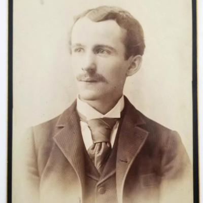 Cabinet Card Photo Portrait Of A Man ID'd Otto Newark New Jersey