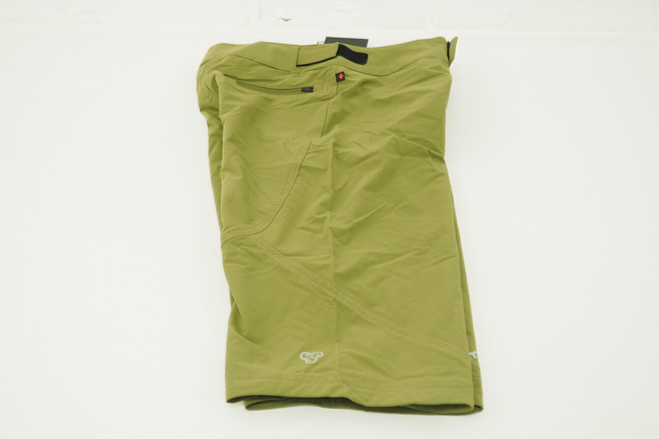 NEW! Sombrio Badass Groms Mountain Bike Shorts Kid's Y10 Green