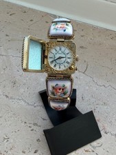 Chaika Armbanduhr mit Finift in gutem Zustand- Chic aus UdSSR!