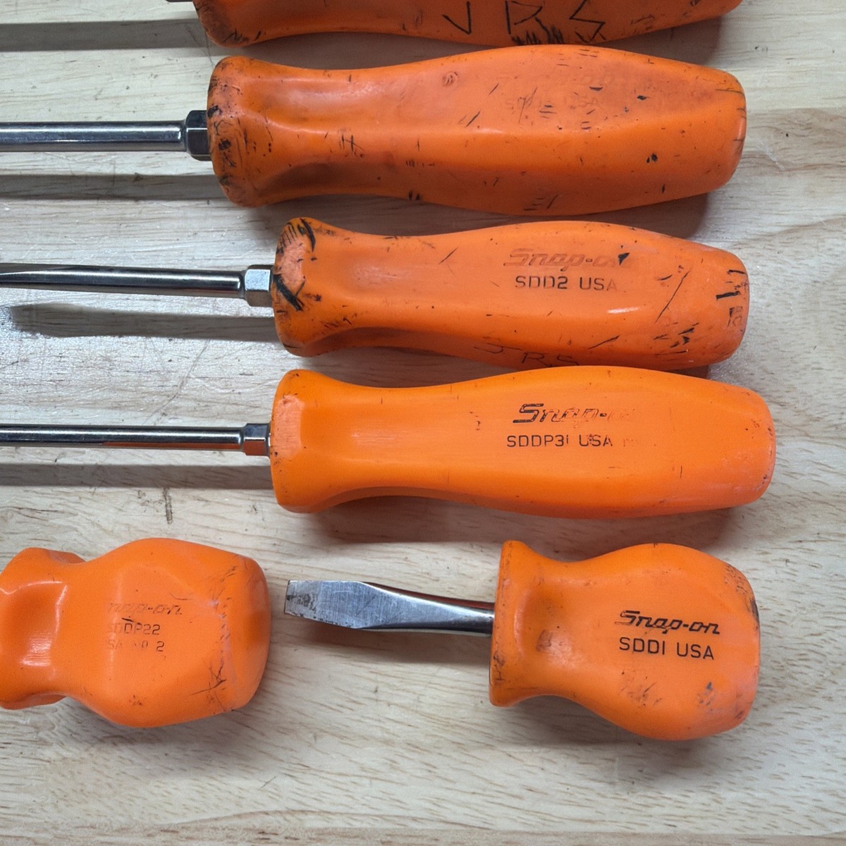 Genuine vintage Snap-on USA Orange Hard Handle Screwdrivers 7