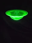 Vintage Federal Georgian LoveBirds Green Uranium Glass Cereal Bowl 6"