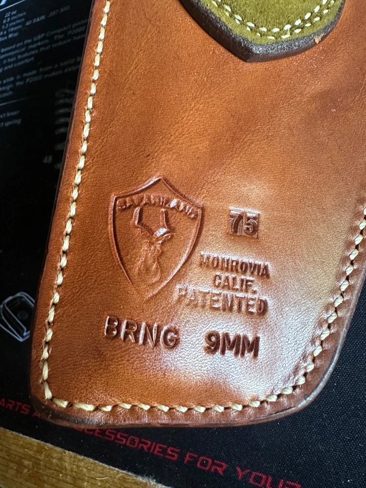 Vintage SAFARILAND #75 Leather Holster Browning 9mm Right-handed w/Knife Mint OW - Image 3 of 4