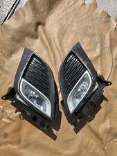 2010 2011 Mazda 3 Foglight Pair Left Right Bumper Lamp Fog Light Trim Cover Set 2010 2011 Mazda 3 Foglight Pair Left Right Bumper Lamp Fog Light Trim Cover Set