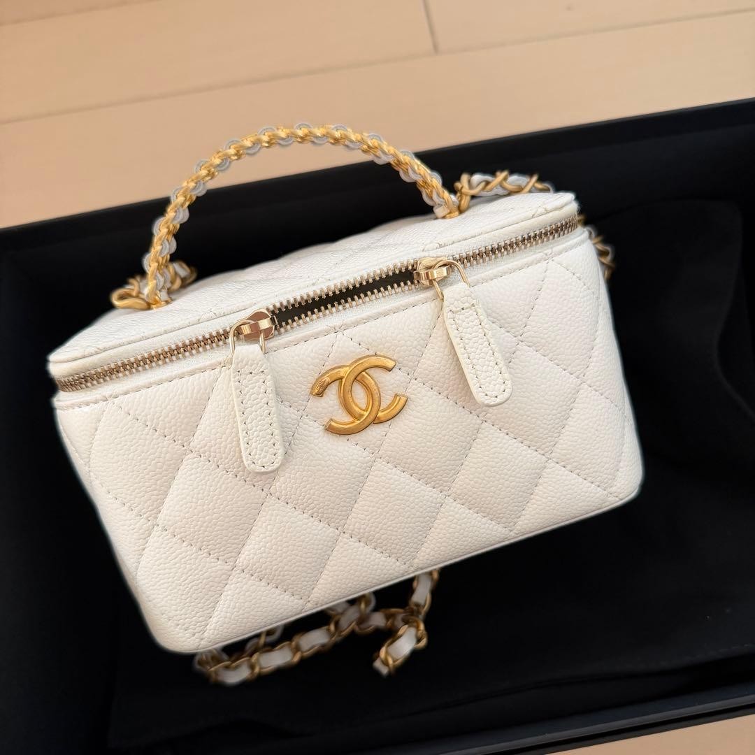 CHANEL ホワイト ケース CHANEL Mini Bag Vanity 22s White 572147 | eBay