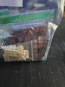 LEGO Minecraft The Iron Golem 21123 100% Complete With Figs No Instruction Manua