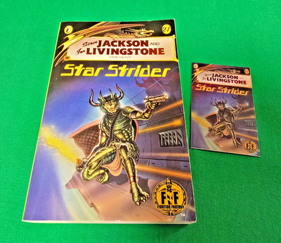 Star Strider ***VGC 1st/1st GOLD FOIL EDITION!!*** Puffin Fighting Fantasy #5