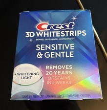 Crest 3D WhiteStrips Sensitive  Gentle  LED Whitening Light 28 Strips Exp 3/28