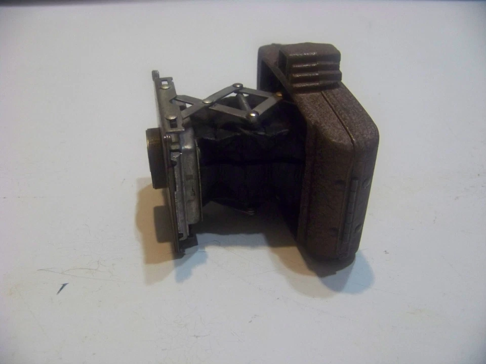 Minicámara Univex 1938 modelo AF5 Ilex Achromar 60 mm pequeña cámara art deco foto Foto 4 de 4