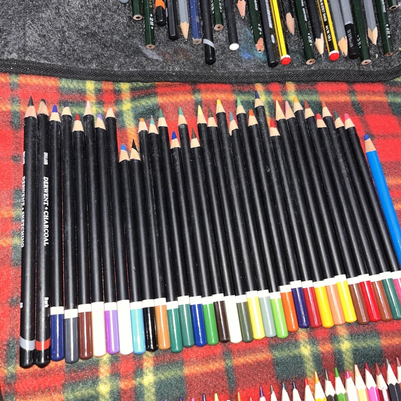Massive Job Lot Art Pencils Faber Castell/ Scribblicious/ Derwent Charcoal eBay