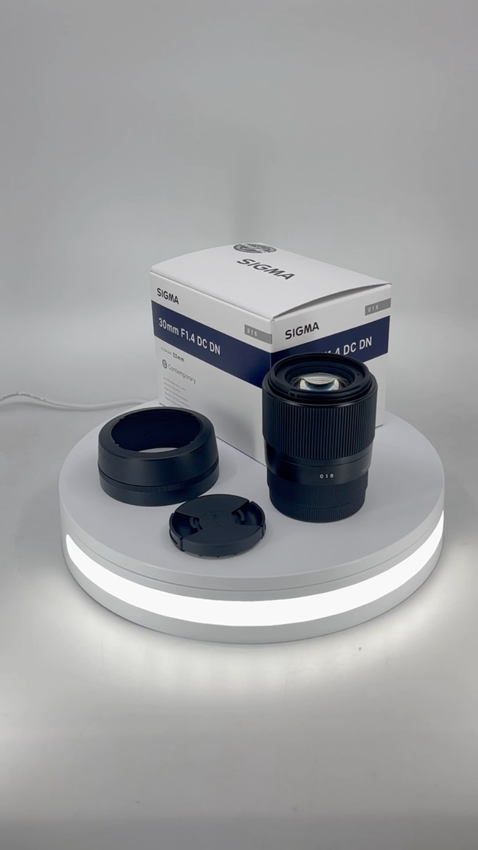 Sigma 30mm f/1.4 DC DN Contemporary Lens for Sony E - FREE
