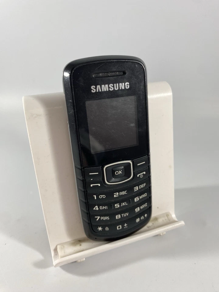 Samsung GT-E1080I Black Unlocked Network Mobile Phone 800 mAh 1.4"Screen -Faulty, photo 2 of 5