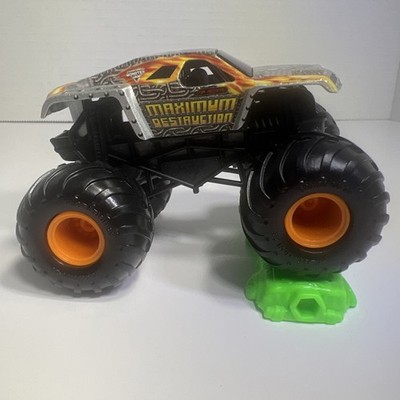 Monster Jam Max D Maximum Destruction 1:64 Truck Retro Collection Flotation Tire
