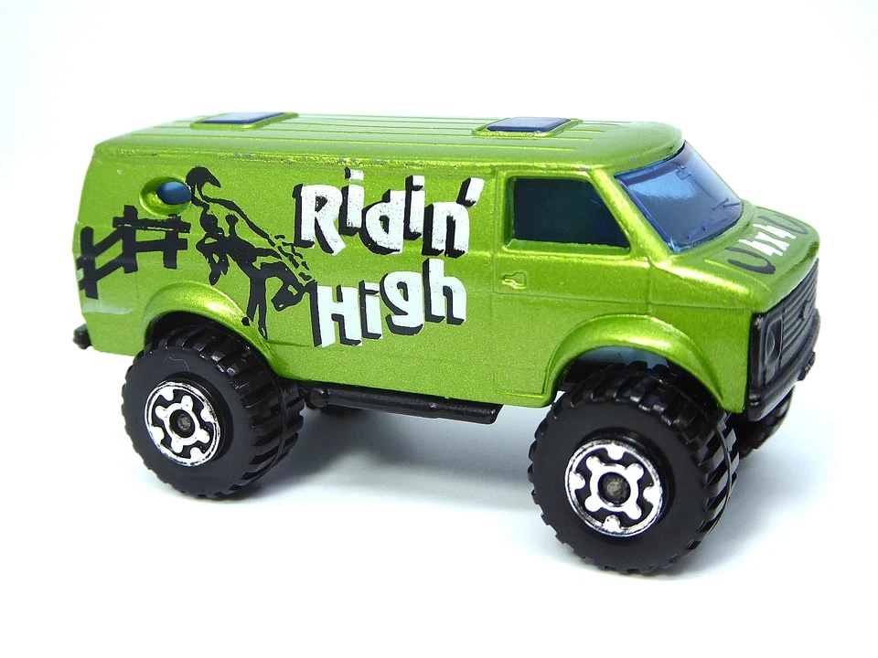 Matchbox Lesney Superfast No.44h 4x4 Chevy Van ( LESNEY ENGLAND BASE) - Image 2 of 4