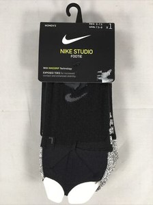 nike grip training socks