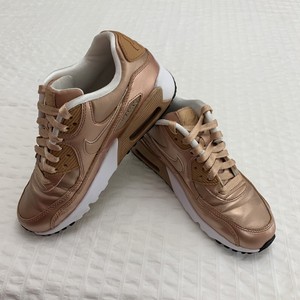 Nike Air Max 90 se grade-school Bronce Metálico Oro Rosa 859633-900  Juventud tamaño 4.5 jóvenes | eBay