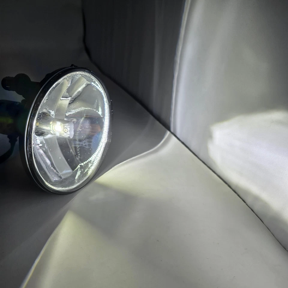 For 2021 2022 Chevrolet Colorado Clear LED Fog Lights Chrome Bezel Wires Switch - Image 4 of 4