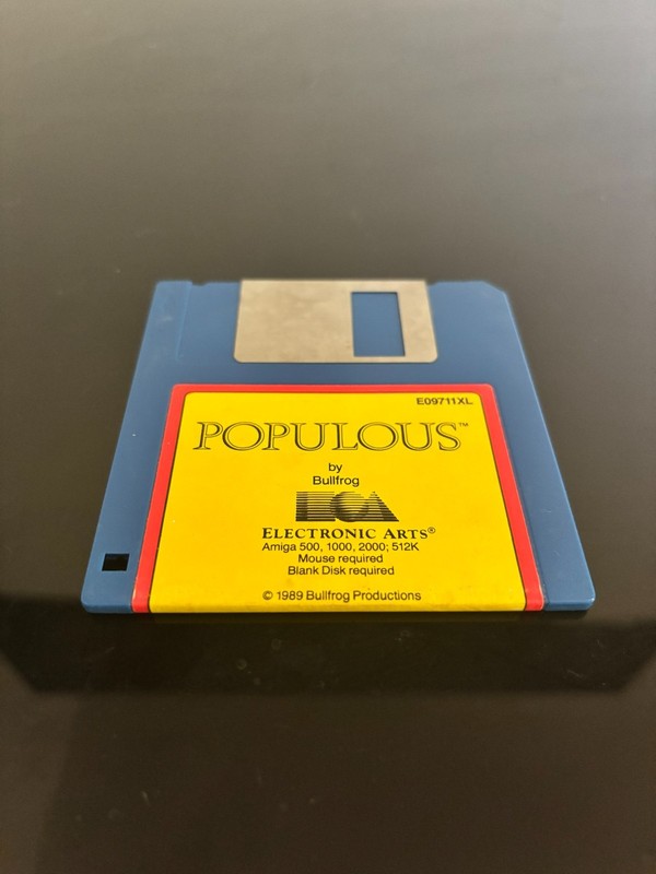 Populous Amiga 500 1000 2000 Floppy Disk Game Bullfrog EA Untested Retro