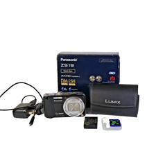 Panasonic Lumix DMC-ZS19 14.1MP - Black - w/ Battery  Charger, SD card and Case