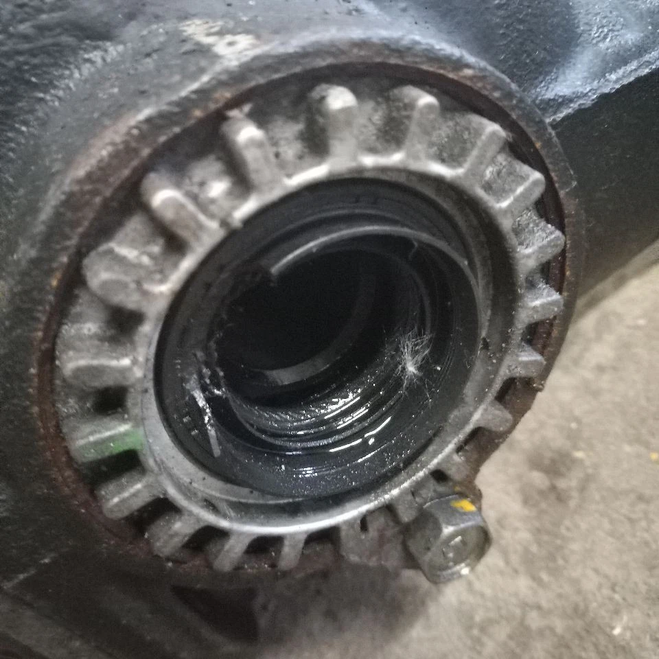 Axle Carrier 2.5L Wagon Outback 3.90 Ratio Fits 18-22 Subaru Legacy - Image 2 of 4