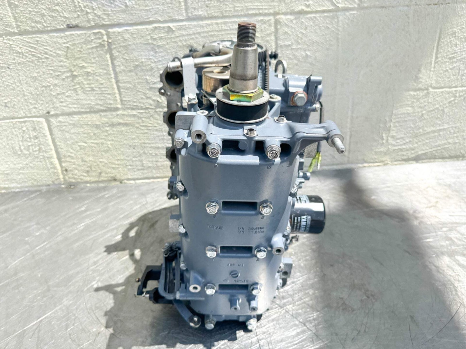 2002 Yamaha 50 HP 4 Stroke Outboard Powerhead 64J-W009B-02-1S OEM