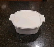 CorningWare Solid White A-3-B Casserole w/Plastic Lid (A-2-PC). 3 Qt