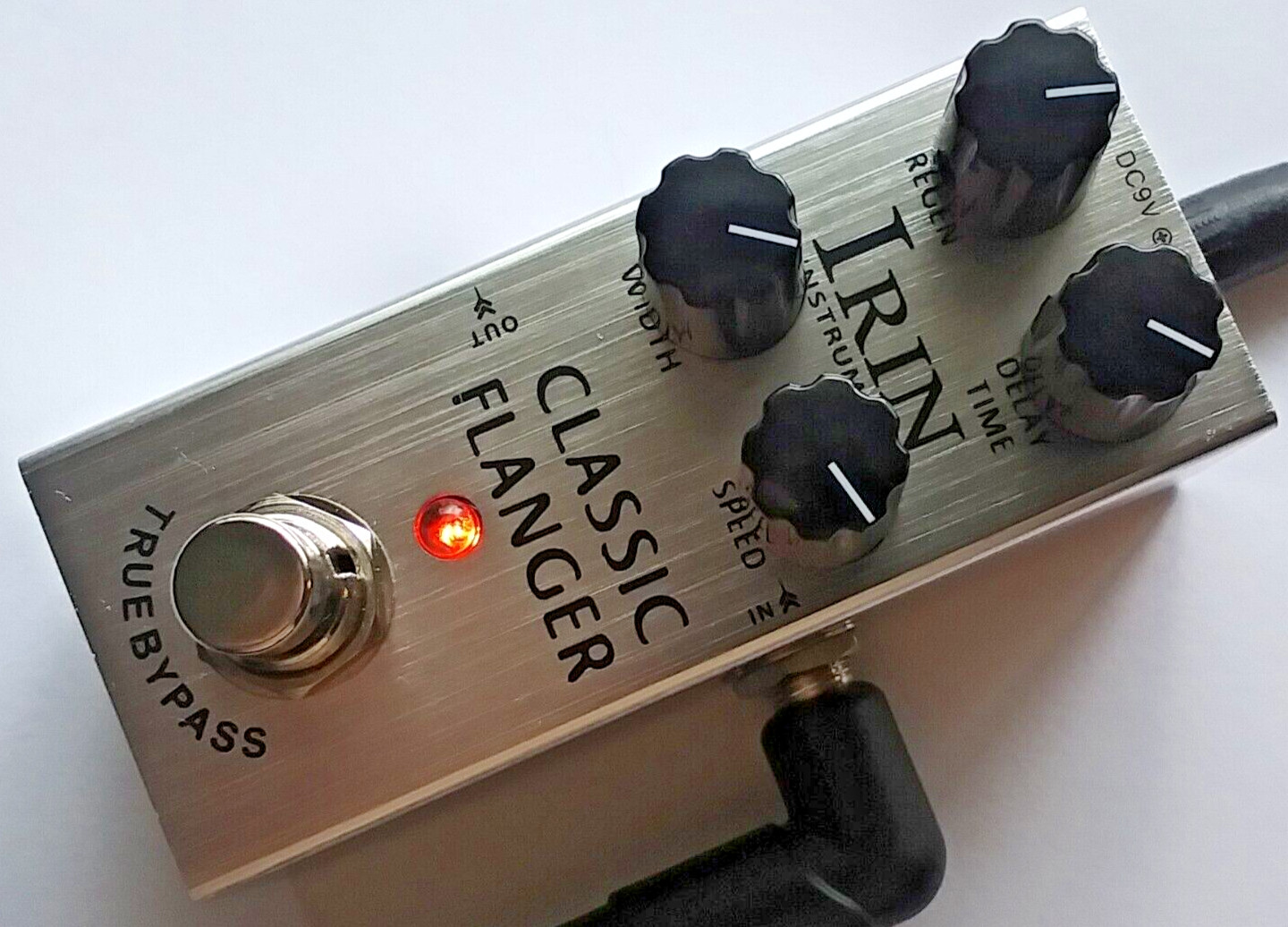 Irin Classic Flanger Guitar Effects Pedal Analog Sound WITH REAL KNOBS Open Box