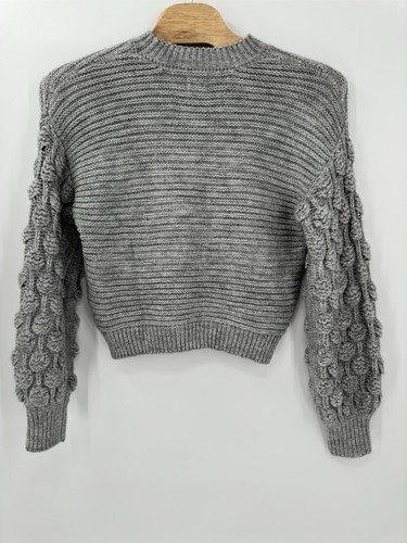 Francesca’s Harper Heritage Gray Bubble Sleeve Textured Sweater Size Large NEW - Picture 6 of 7