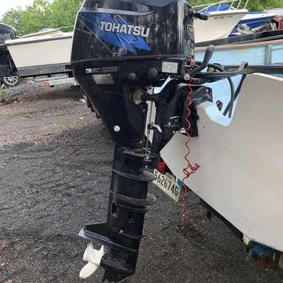 2007 Tohatsu 9.8 four stroke 25 inch Kicker/sailboat motor electric start.