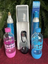 SodaStream Fountain Kit, Two 60 L Sodastream Cylinders, 3 Carbonating Bottles!