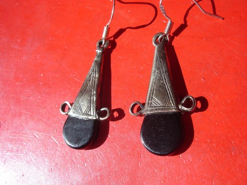 Orecchini Niger Tuareg NERI agata incisi a mano + ganci argento L35 mm - Foto 2 di 4