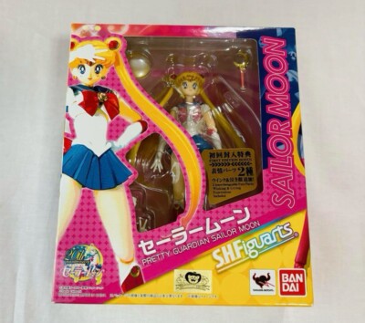 S.H.Figuarts Sailor Moon Pretty Guardian Super  Action Figure  Bandai NEW
