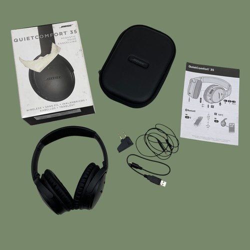 BOSE QuietComfort QC35 Wireless Noise Cancelling Headphones Black #U5460 (AR)