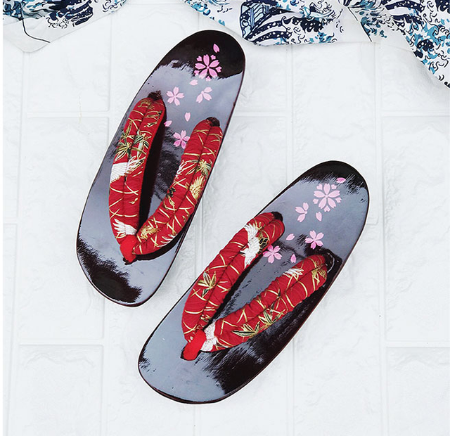 geisha slippers