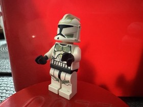 Lego Clone Trooper Minifigure Horn Company Sand Green Star Wars 7913 sw0298 1C