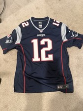 Tom Brady Football Cards, Rookie Card Checklist and Memorabilia Guide 90