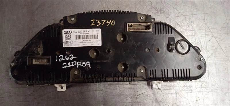 Спидометр MPH от 2008 AUDI Q7 8444506 - Изображение 2 из 4