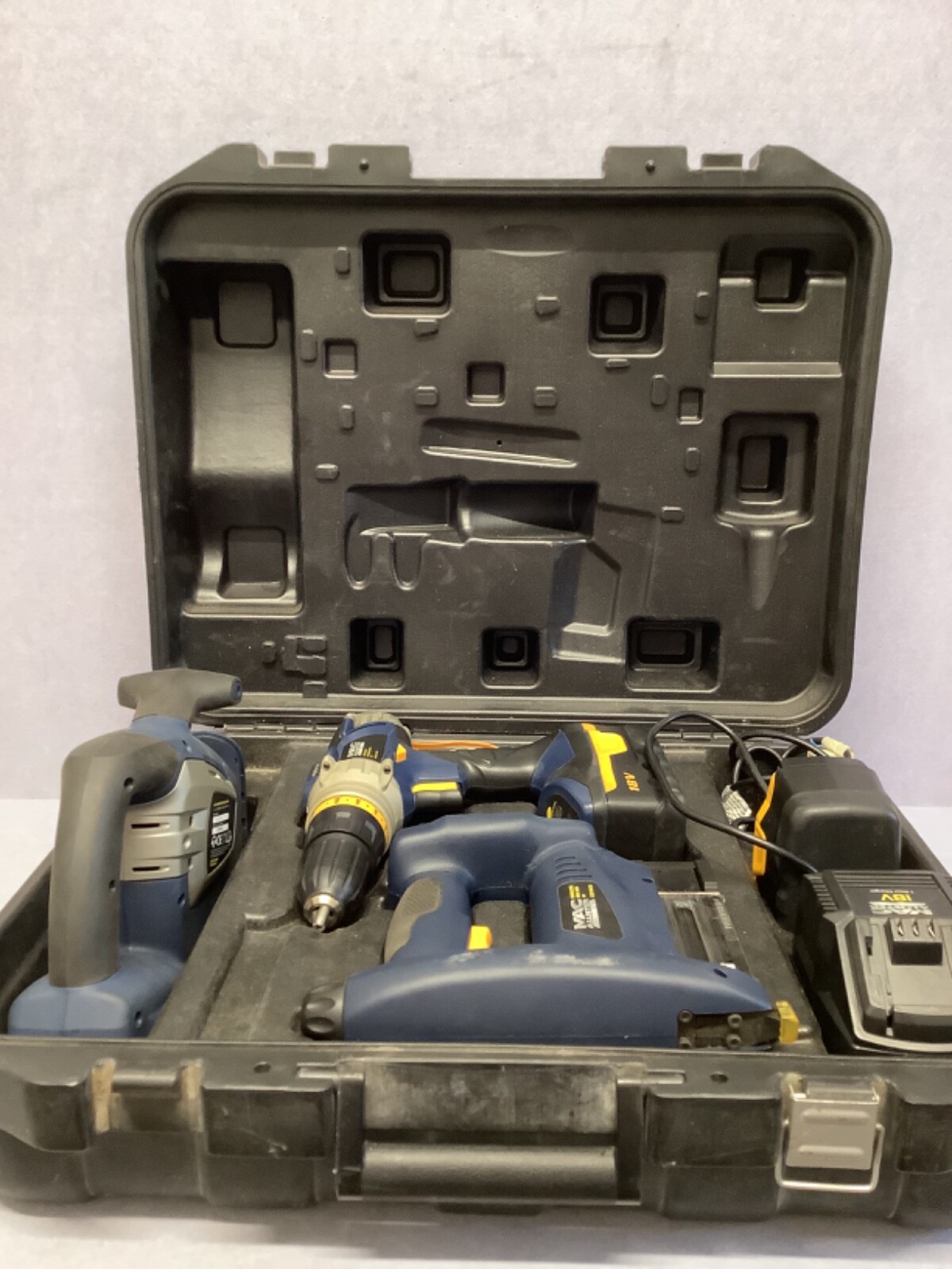 Drill Nail Gun Cordless Saw Mac Allister hard case tool box 18V tools