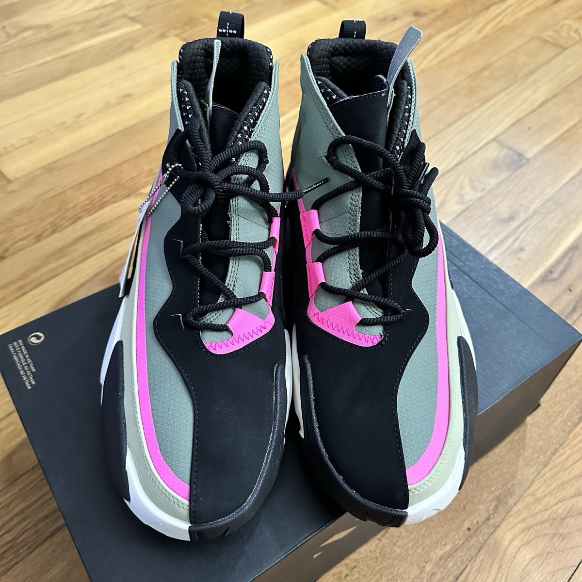 Nike React Frenzy Theioth Mens Size 9.5 /W 11 Color Sage/Olive