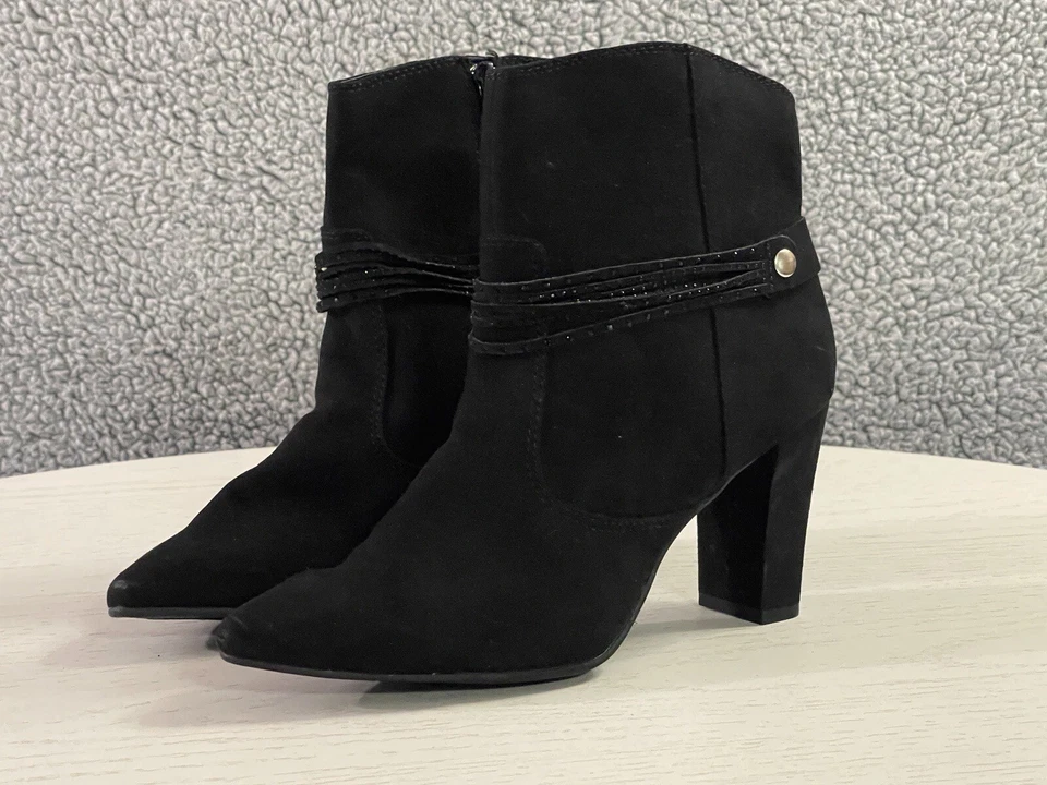 Botas Ann Marino para mujer 8M negras con tachuelas cremallera lateral tacón alto botín zapato Foto 2 de 4