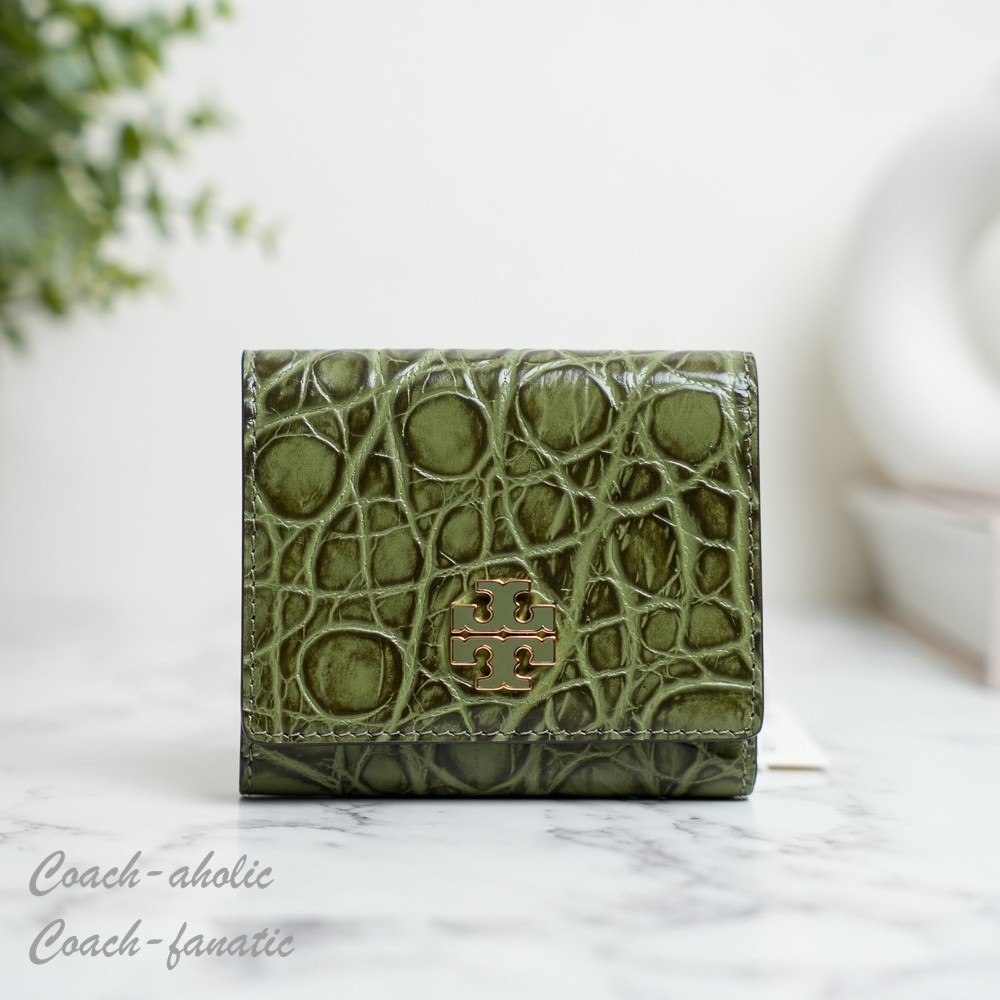 Tory Burch Britten Embossed Croc Compact wallet in Soft Ivy NWT | eBay