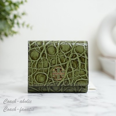 Tory Burch Britten Embossed Croc Compact wallet in Soft Ivy NWT
