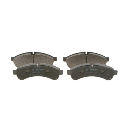 Plaquettes de frein Bosch 0986494335 pour utilitaires Iveco Daily et Nissan Interstar